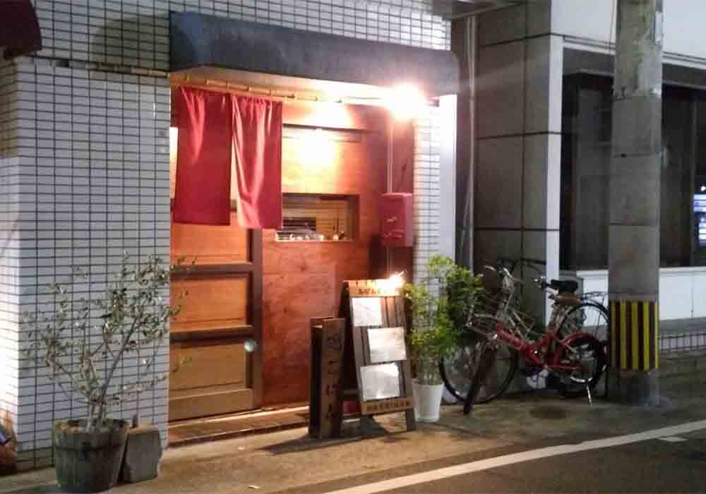 fukuoka_gion_okazuya-hachiwan_gaikan