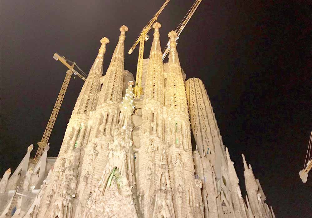 spain_barcelona_sagrada-familia